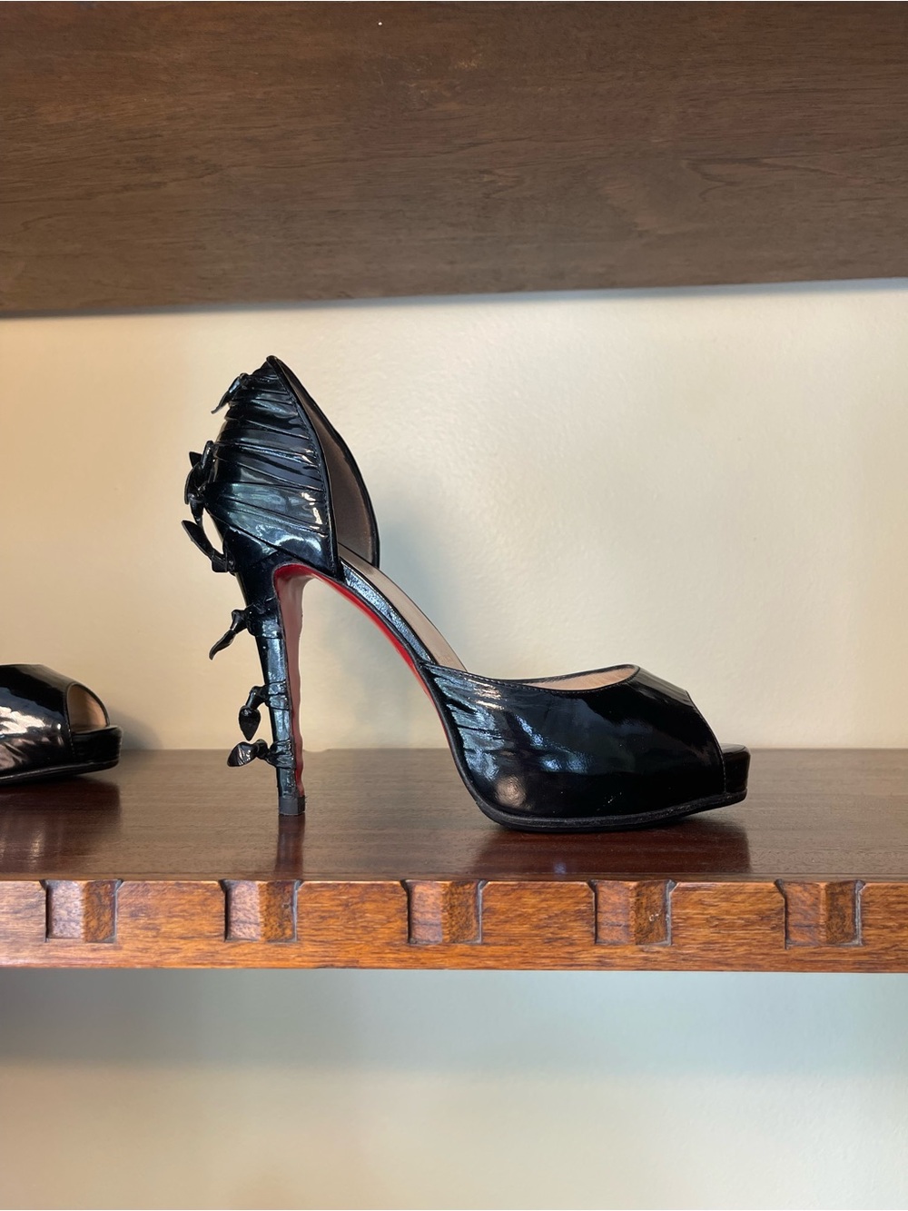Christian Louboutin Madame Butterfly D’Orsay Black Patent Red Bottom Heels EU 38 - Picture 9 of 15